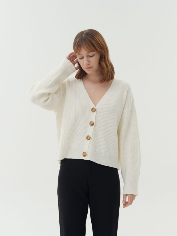 ART 624 Cardigan perle