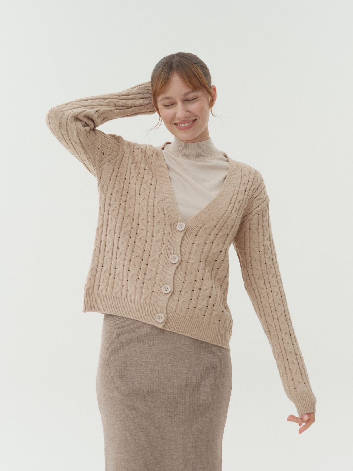 ART 333 Cardigan trenza lana