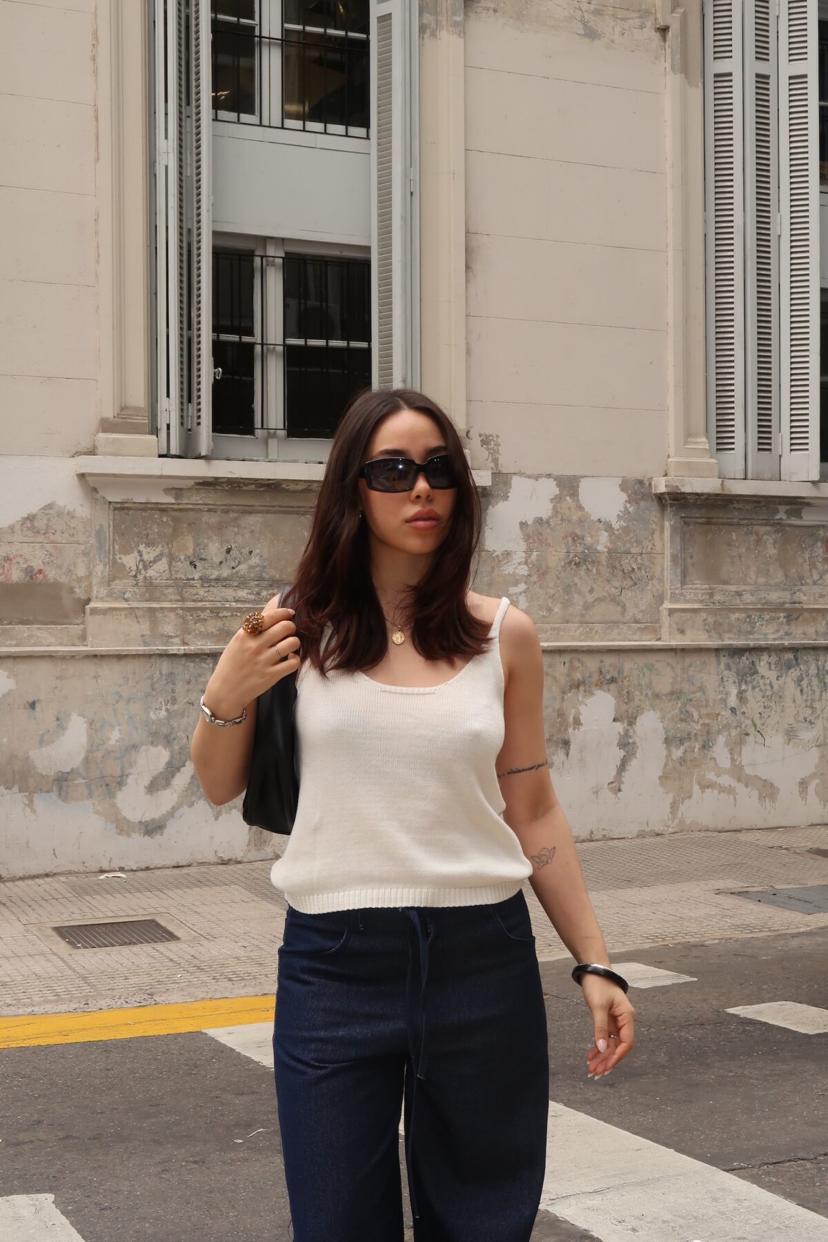 ART 113 Musculosa tejida breteles
