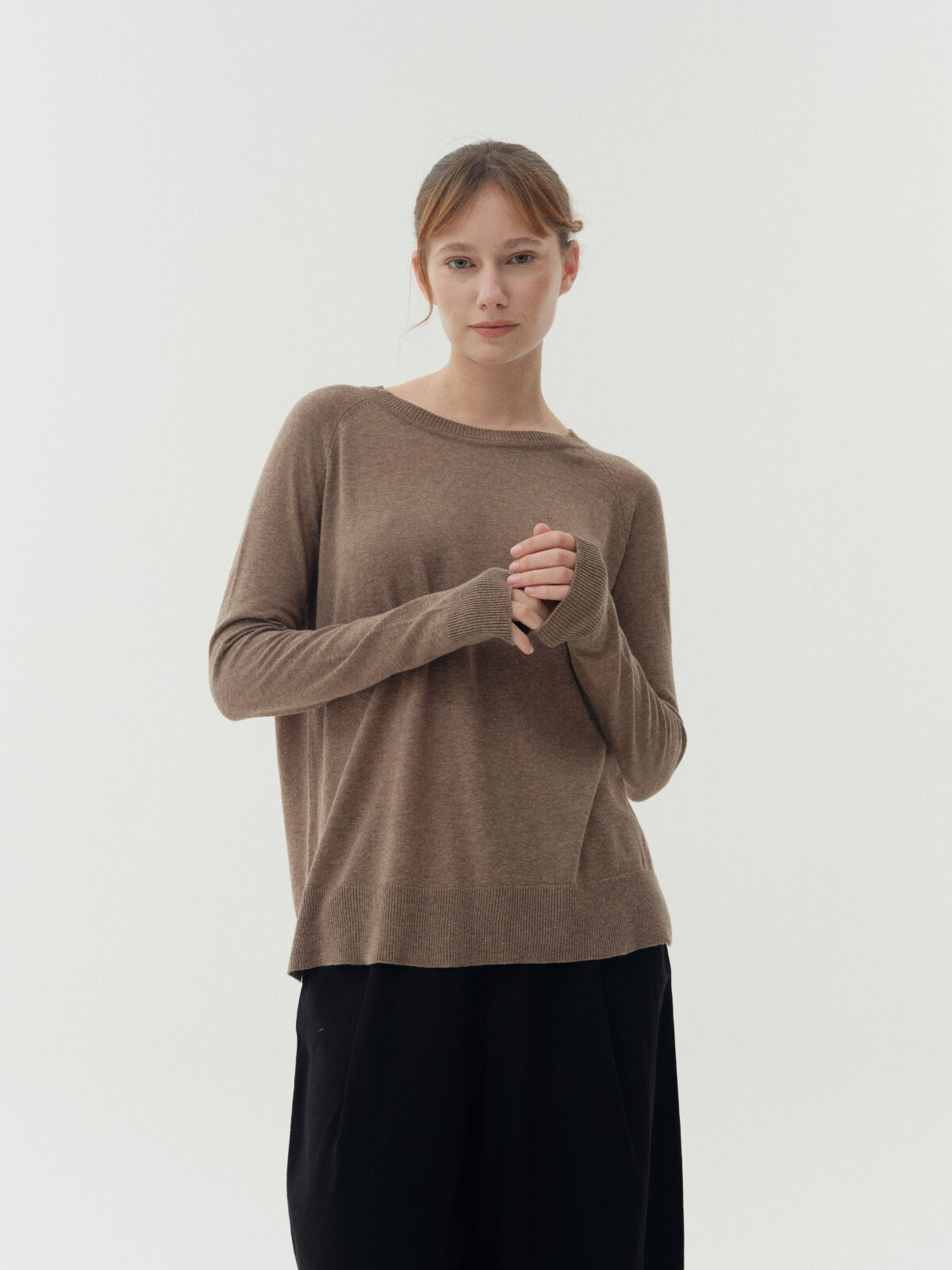 ART 337 Sweater básico cuello redondo