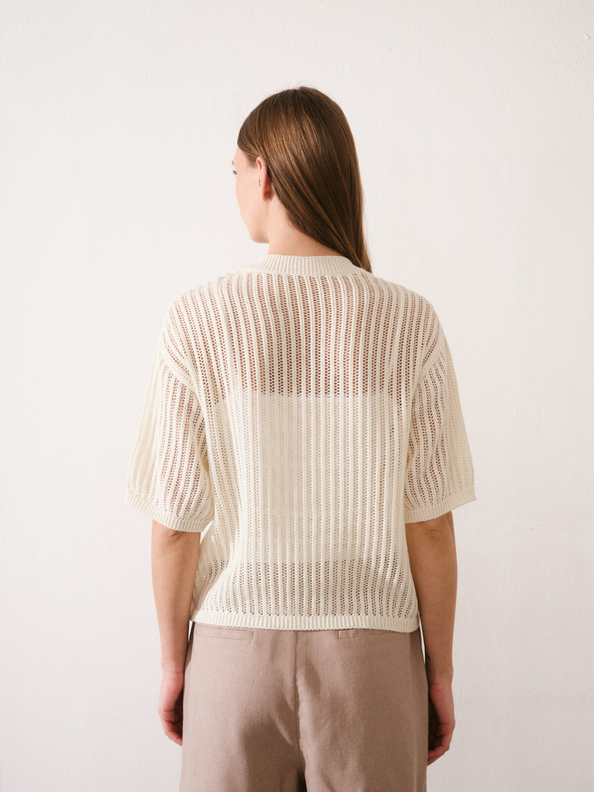 ART 683 Sweater calado manga corta