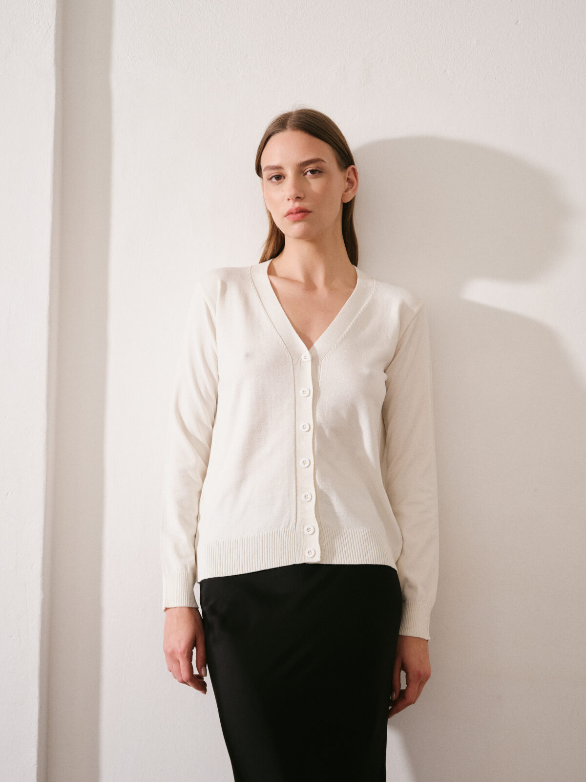 ART 710 Cardigan basico