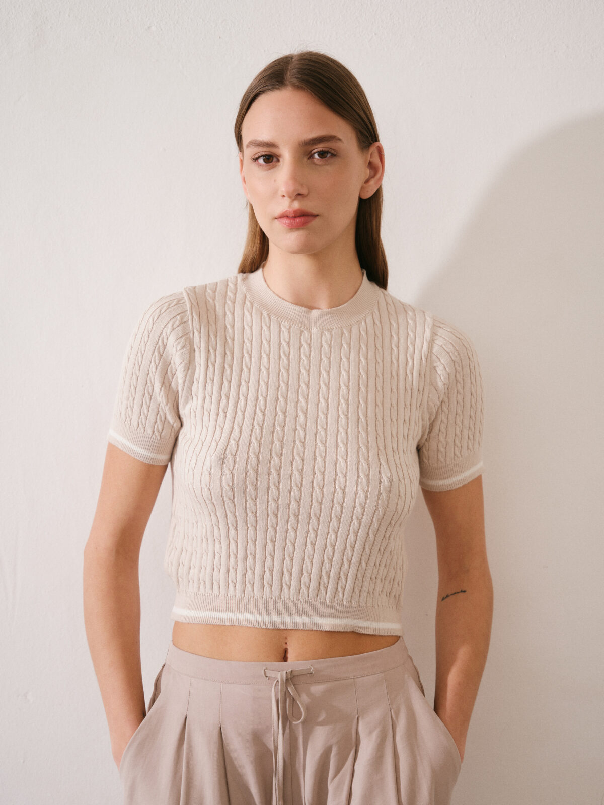 ART 100 Remera trenzas